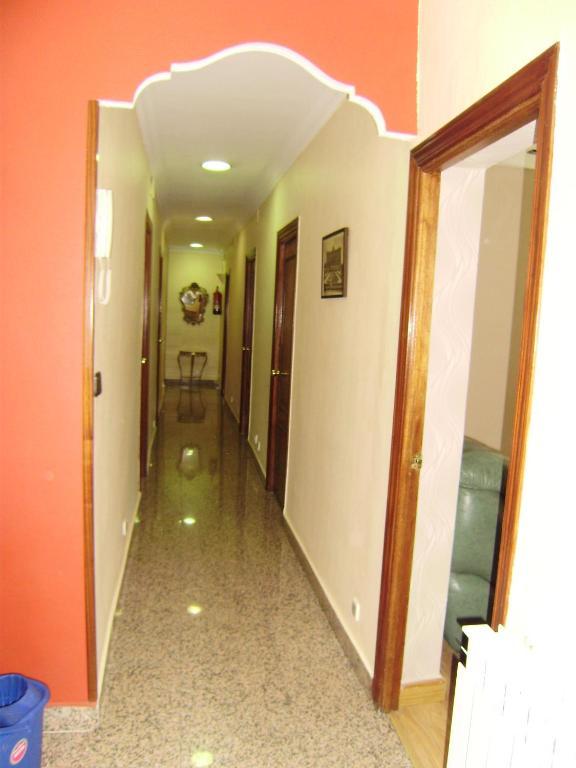 Hostal Miguel Angel Madrid Exterior foto